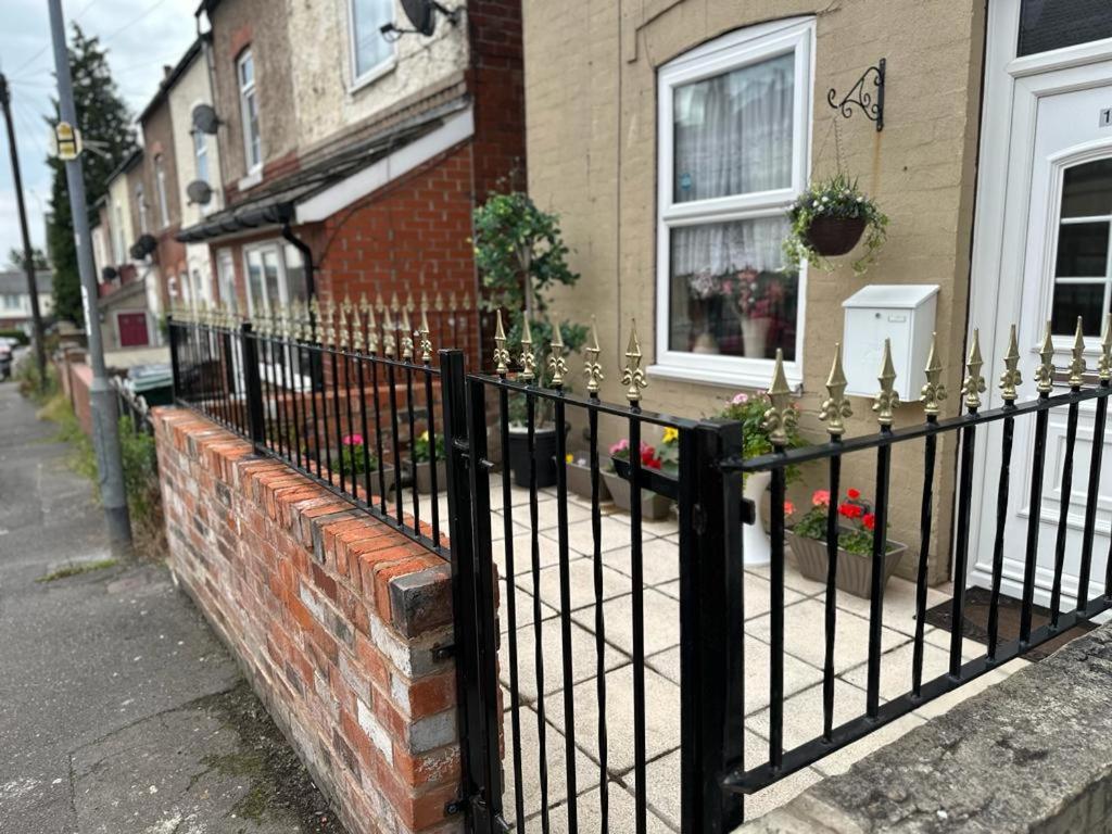 Grace'S Home Rotherham Exterior foto